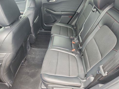 Used 2025 Ford Escape ST-Line AWD/4WD image 11