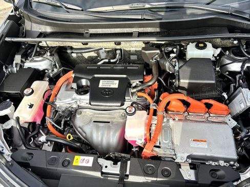 Used 2017 Toyota RAV4 XLE w/ Protection Package image 32