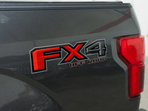 Used 2019 Ford F150 Lariat w/ Equipment Group 502A Luxury image 21