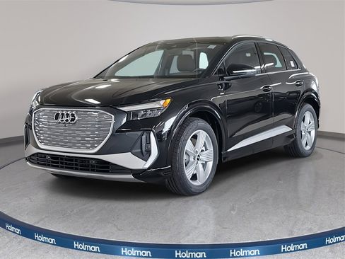 New 2026 Audi Q4 e-tron Premium image 1