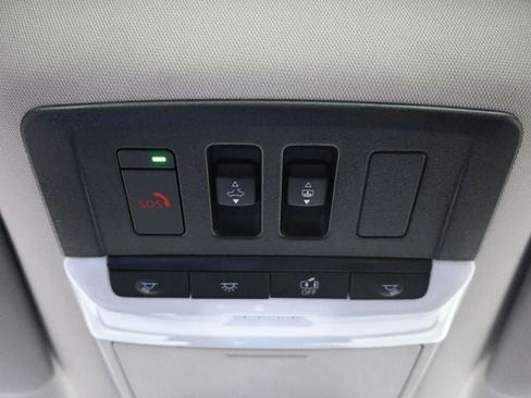 New 2026 Nissan Pathfinder SL image 22