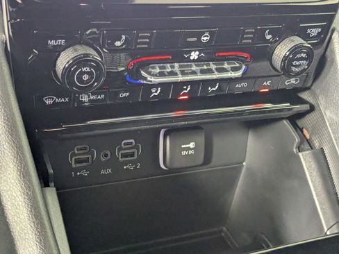 New 2025 Jeep Grand Cherokee Limited image 25