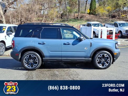 Certified 2025 Ford Bronco Sport Outer Banks w/ Outer Banks Tech Package+ AWD/4WD image 9