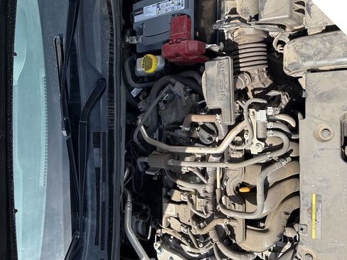 Used 2022 Nissan Sentra SR w/ SR Premium Package image 26