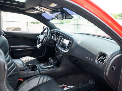 Used 2016 Dodge Charger SRT Hellcat w/ Harman/Kardon Audio Group RWD image 15