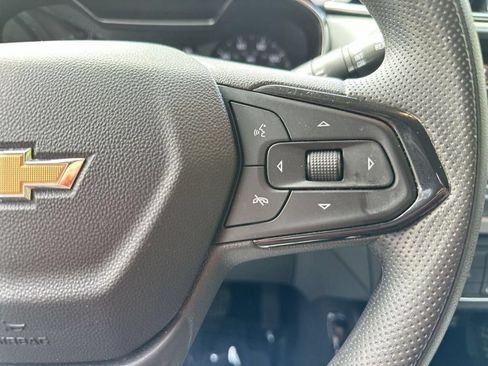 Used 2023 Chevrolet TrailBlazer LT FWD image 30