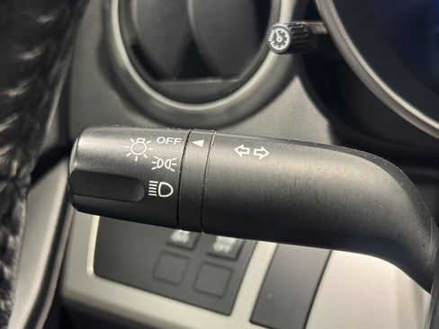 Used 2013 MAZDA MAZDA3 i Grand Touring image 29