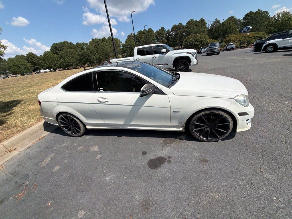 Used 2012 Mercedes-Benz C 250 Coupe image 10