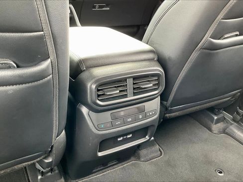 Used 2023 Honda Pilot EX-L image 39