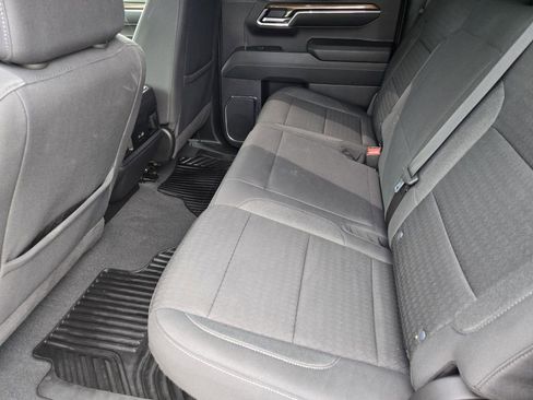 Used 2024 Chevrolet Silverado 1500 LT RWD image 28