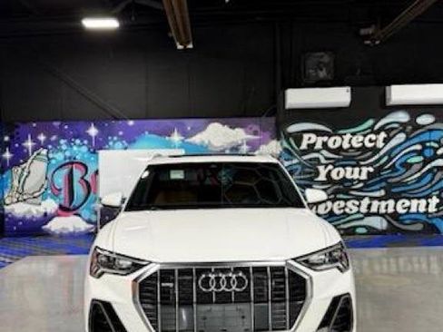 Used 2023 Audi Q3 2.0T Premium w/ Convenience Package AWD/4WD image 8