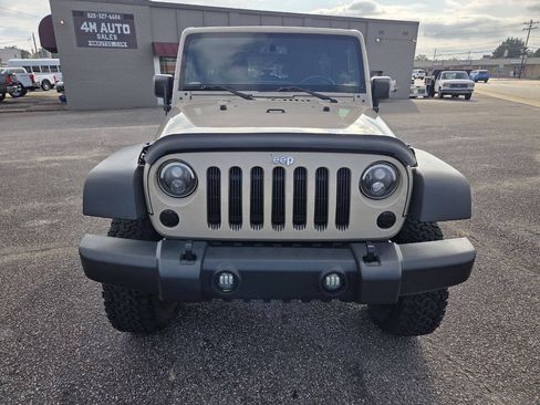 Used 2016 Jeep Wrangler Unlimited Sport w/ Quick Order Package 24S AWD/4WD image 3