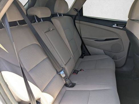 Used 2019 Hyundai Tucson SE FWD image 19