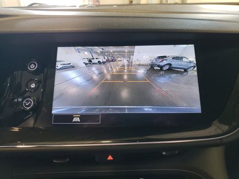 Used 2021 Buick Envision Essence image 19