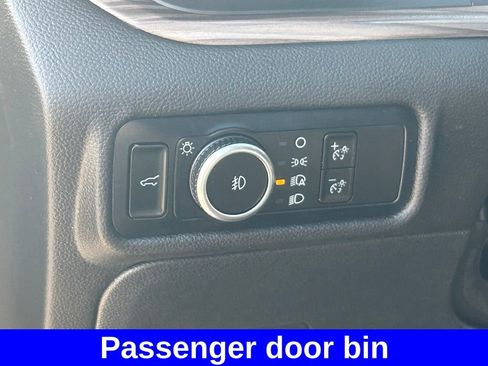 Certified 2023 Ford Explorer Limited image 34