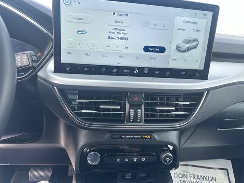 Used 2025 Ford Escape Platinum image 24