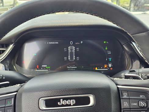 Used 2024 Jeep Grand Cherokee Limited 4xe AWD/4WD image 13