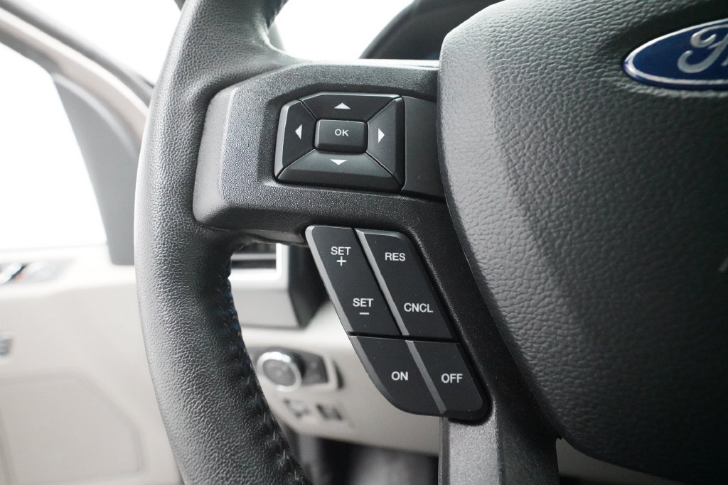 Used 2020 Ford F150 XLT w/ Equipment Group 302A Luxury AWD/4WD image 17