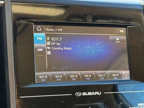 Used 2017 Subaru Impreza 2.0i image 25