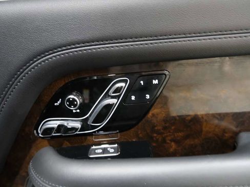 Used 2018 Land Rover Range Rover Supercharged AWD/4WD image 42