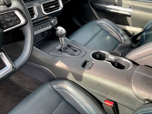 Used 2025 Ford Mustang GT Premium image 16