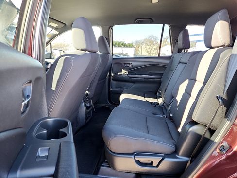 Used 2019 Honda Passport Sport image 10