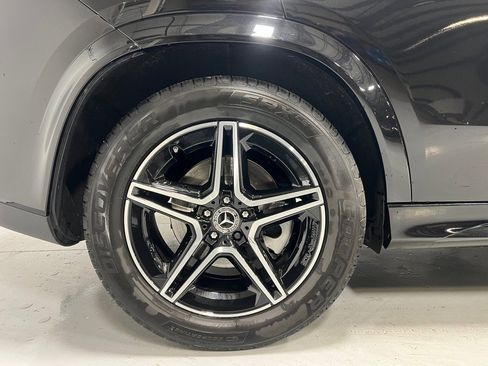 Used 2025 Mercedes-Benz GLE 450 4MATIC image 15