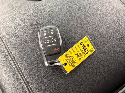 Used 2024 RAM 2500 Laramie w/ Night Edition image 33