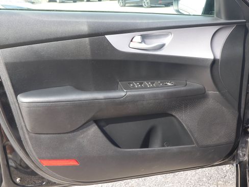 Used 2024 Kia Forte LXS FWD image 13