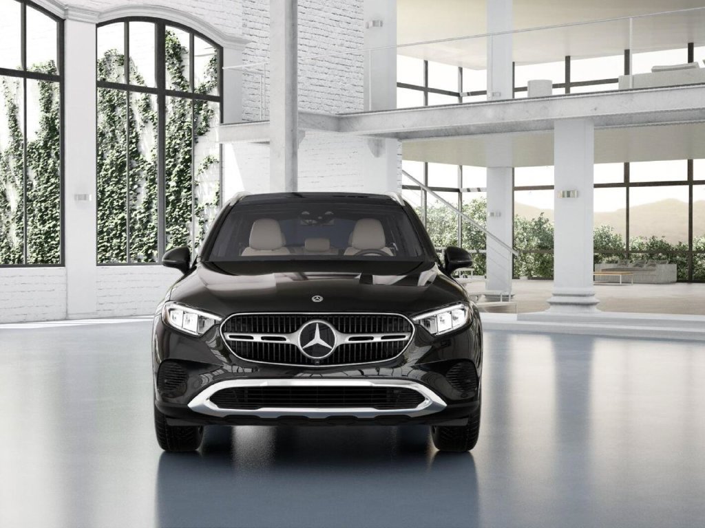 Used 2026 Mercedes-Benz GLC 300 4MATIC image 7