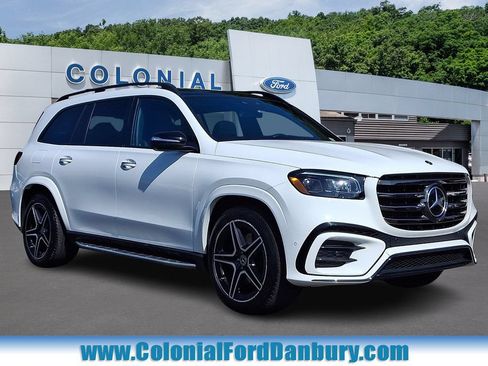 Used 2024 Mercedes-Benz GLS 450 4MATIC image 1