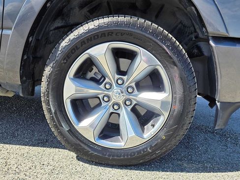 Used 2022 RAM 1500 Limited AWD/4WD image 9