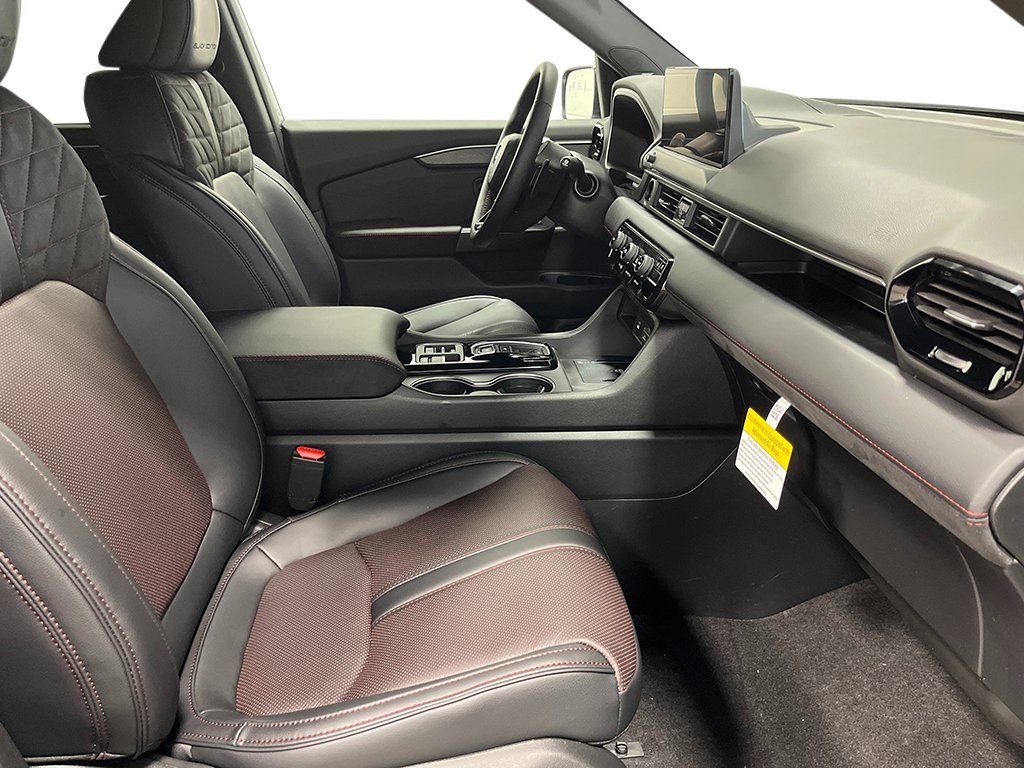 New 2026 Honda Pilot Black Edition image 30