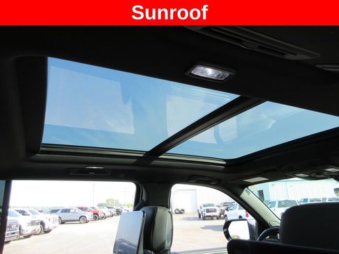 Used 2025 GMC Yukon XL AT4 Ultimate AWD/4WD image 15