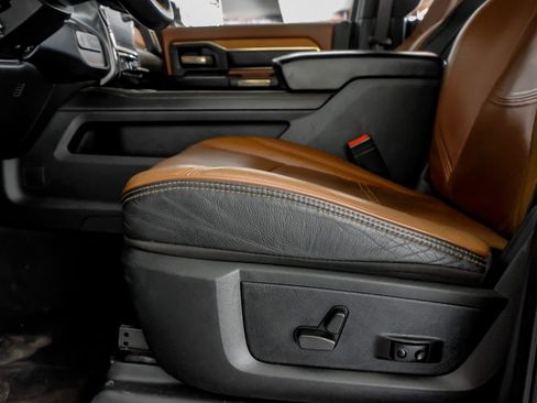 Used 2022 RAM 3500 Limited AWD/4WD image 31