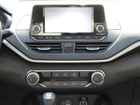 Used 2023 Nissan Altima 2.5 S image 21