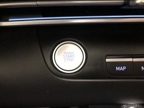 Used 2023 Hyundai Elantra Limited w/ Cargo Package image 27