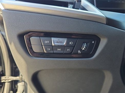 Used 2025 BMW 330i Sedan image 22