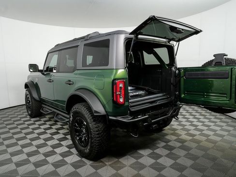 Used 2023 Ford Bronco Wildtrak image 30