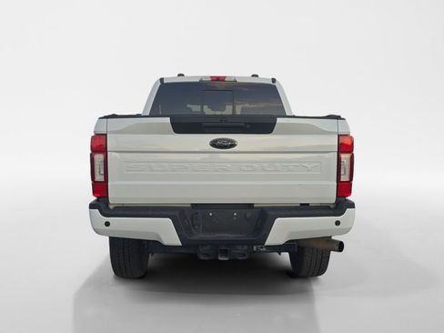 Used 2021 Ford F250 Lariat image 5