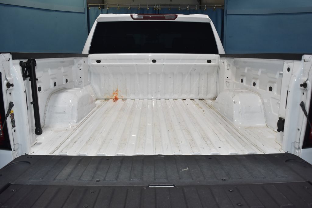 Used 2024 GMC Sierra 1500 SLT AWD/4WD image 30