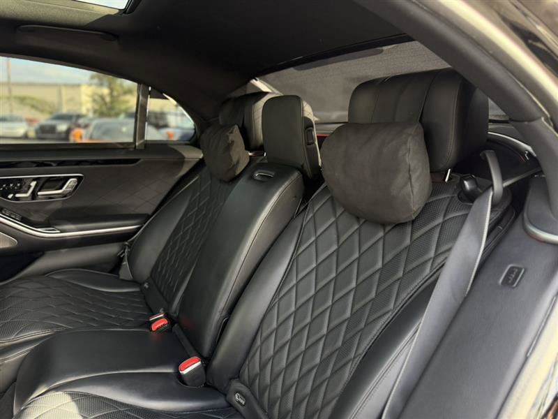 Used 2022 Mercedes-Benz S 580 4MATIC Sedan w/ Rear Seat Package image 69