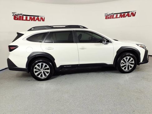 Certified 2025 Subaru Outback Premium image 5