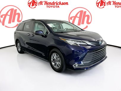 Used 2021 Toyota Sienna XLE