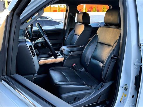 Used 2019 Chevrolet Silverado 2500 LTZ w/ Duramax Plus Package image 7