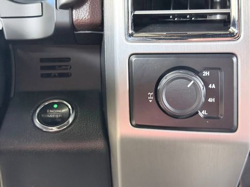 Used 2015 Ford F150 Platinum w/ Technology Package AWD/4WD image 47