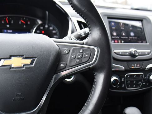 Used 2022 Chevrolet Equinox LT image 33