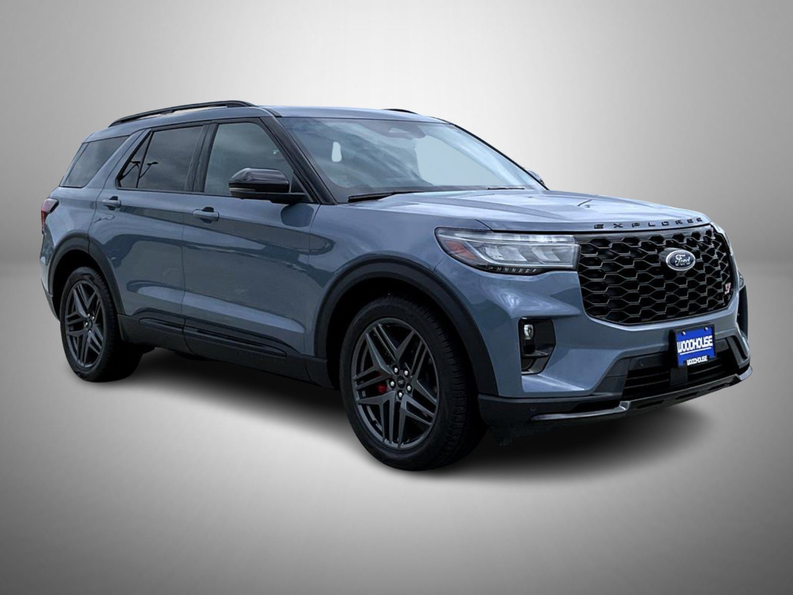 Used 2025 Ford Explorer ST AWD/4WD image 3