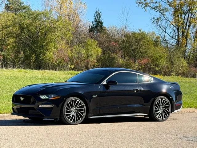 Used 2018 Ford Mustang GT w/ Equipment Group 301A RWD image 31