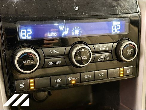 Certified 2022 Subaru Ascent Premium w/ Convenience Package image 21